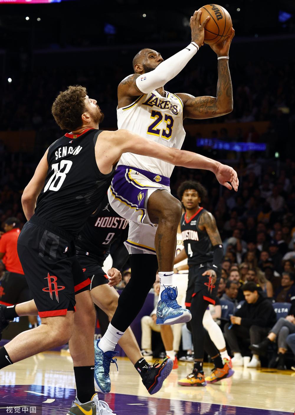 他精湛的技 他精湛的技